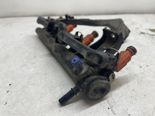 bontott PEUGEOT 206 Porlasztó Sor / Híd