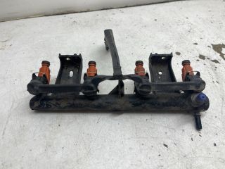 bontott PEUGEOT 206 Porlasztó Sor / Híd