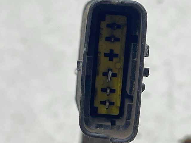 bontott PEUGEOT 206 Porlasztó Sor / Híd