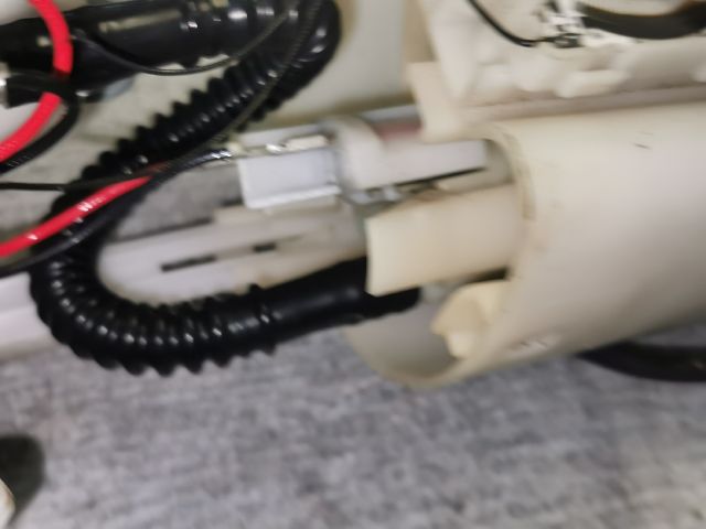 bontott PEUGEOT 206 Üzemanyag Szivattyú