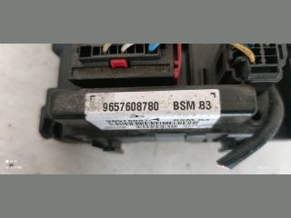 bontott PEUGEOT 206 Biztosítéktábla Motortér