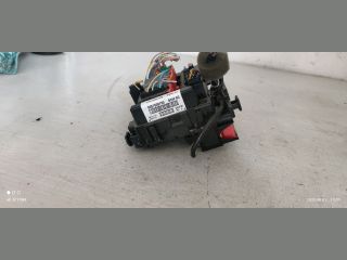 bontott PEUGEOT 206 Biztosítéktábla Motortér