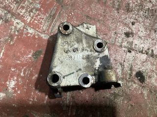 bontott PEUGEOT 206 Motor Tartó Bak (Fém)