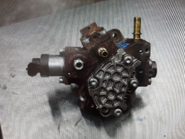 bontott PEUGEOT 206 Nagynyomású Szivattyú