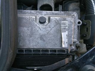 bontott PEUGEOT 206 ABS Kocka