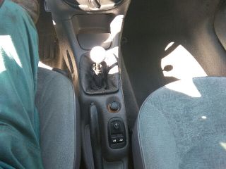 bontott PEUGEOT 206 Gyújtáskapcsoló Házzal