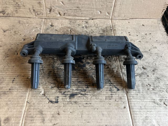 bontott PEUGEOT 206 Gyújtótrafó