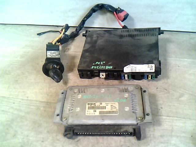 bontott PEUGEOT 206 Motorvezérlő