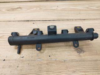 bontott PEUGEOT 206 Porlasztó Sor / Híd