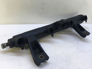 bontott PEUGEOT 206 Porlasztó Sor / Híd