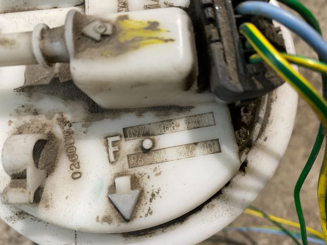 bontott PEUGEOT 206 Üzemanyag Szivattyú