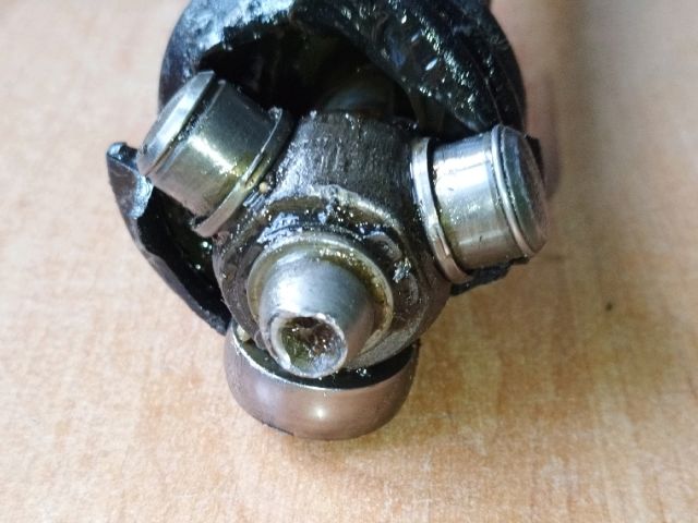 bontott PEUGEOT 206 Bal Féltengely