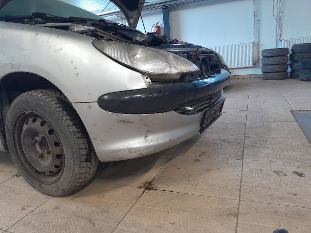 bontott PEUGEOT 206 Homlokfal (Üres lemez)