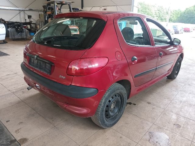 bontott PEUGEOT 206 Jobb első Csonkállvány Kerékaggyal