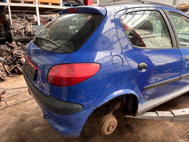 bontott PEUGEOT 206 Jobb első Gólyaláb (Lengécsillapító, Rugó)