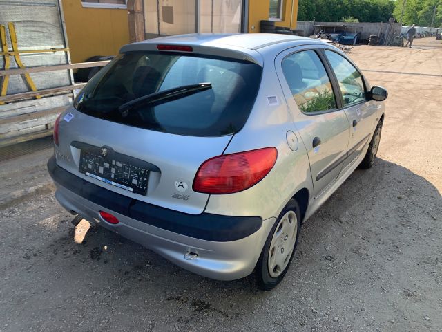 bontott PEUGEOT 206 Jobb Féltengely