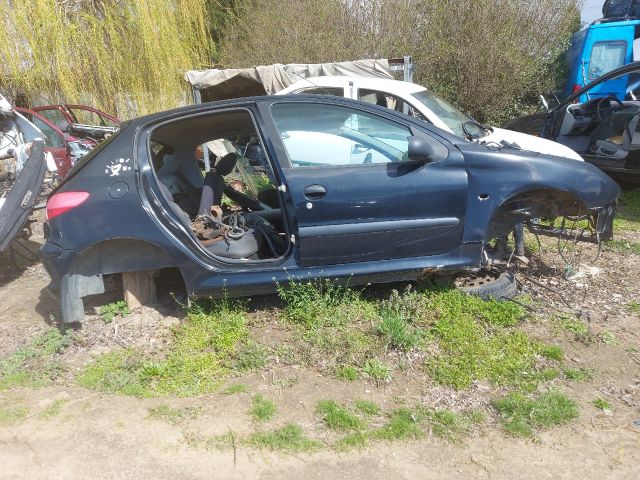 bontott PEUGEOT 206 Jobb Féltengely