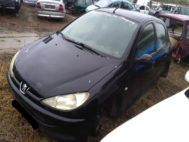 bontott PEUGEOT 206 Jobb Féltengely