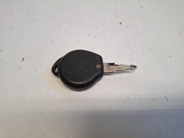 bontott PEUGEOT 206 Motorvezérlő