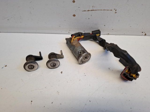 bontott PEUGEOT 206 Motorvezérlő