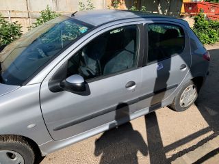 bontott PEUGEOT 206 Nívópálca