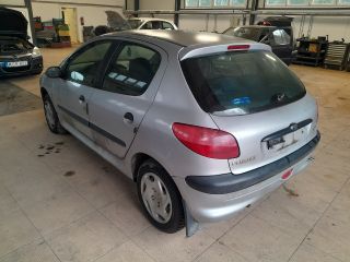 bontott PEUGEOT 206 Tank