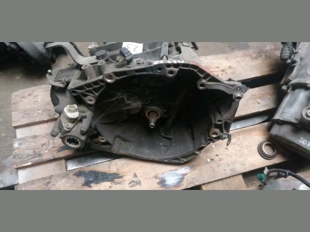 bontott PEUGEOT 206 Váltó (Mechanikus)