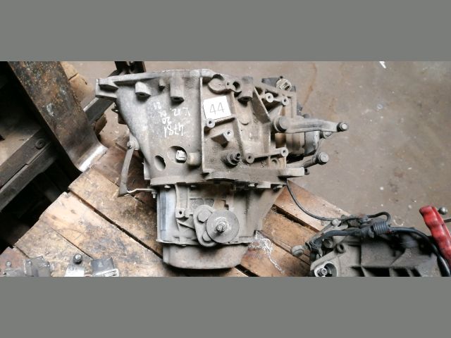 bontott PEUGEOT 206 Váltó (Mechanikus)