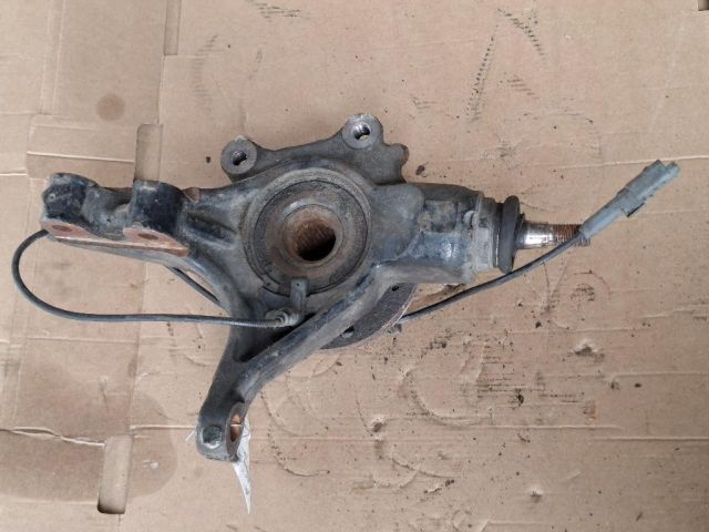 bontott PEUGEOT 206 Bal első Csonkállvány Kerékaggyal