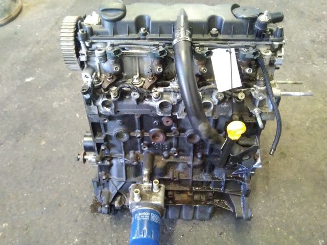 bontott PEUGEOT 206 Motor (Fűzött blokk hengerfejjel)