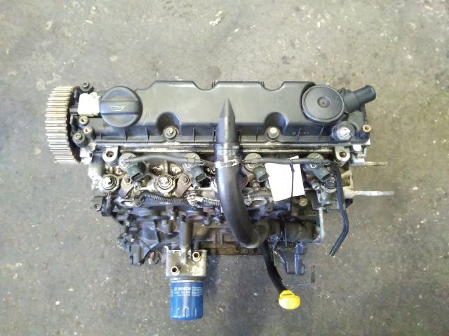 bontott PEUGEOT 206 Motor (Fűzött blokk hengerfejjel)