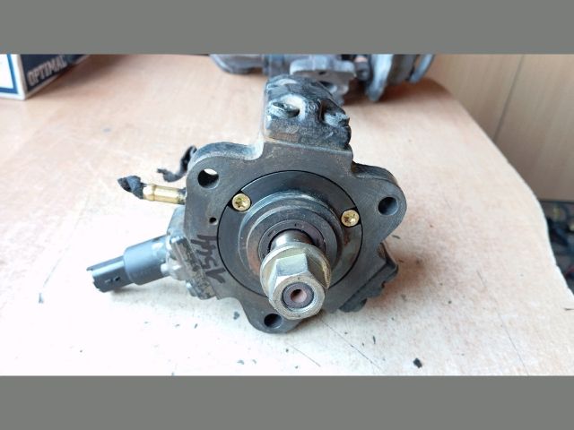 bontott PEUGEOT 206 Nagynyomású Szivattyú