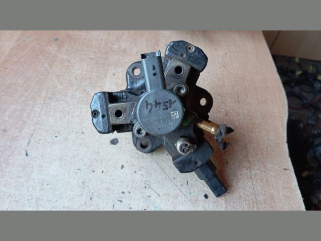 bontott PEUGEOT 206 Nagynyomású Szivattyú