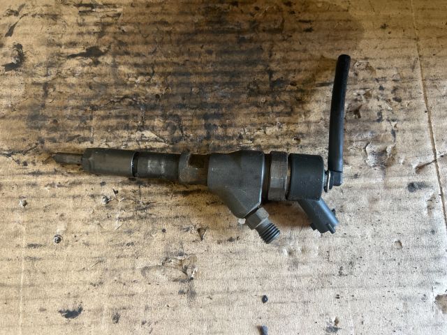 bontott PEUGEOT 206 Porlasztó (1 db)