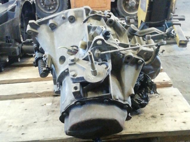 bontott PEUGEOT 206 Váltó (Mechanikus)