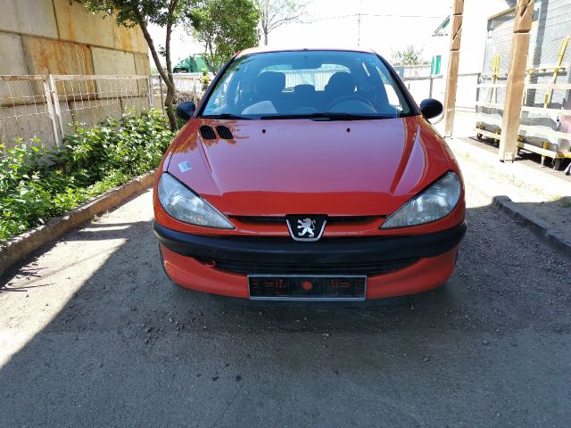 bontott PEUGEOT 206 Vízhűtő Radiátor (Nem klímás)