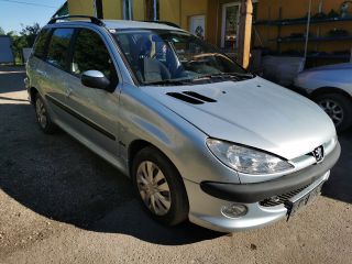 bontott PEUGEOT 206 Gázolajszűrő Ház