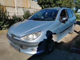 bontott PEUGEOT 206 Gázolajszűrő Ház