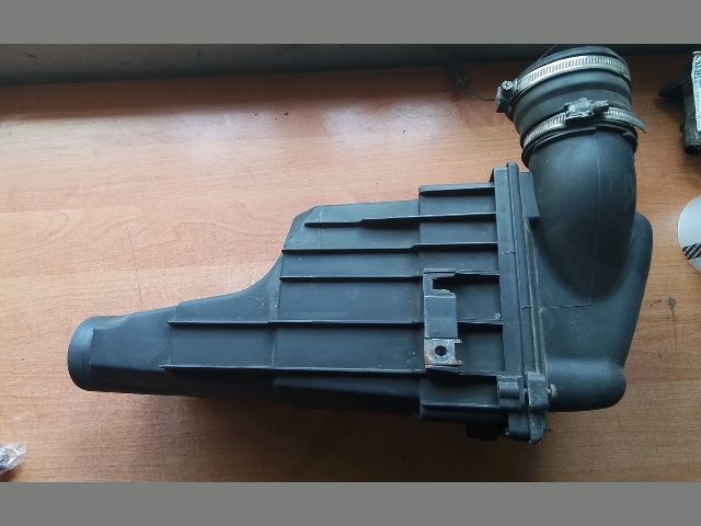 bontott PEUGEOT 206 Légszűrő Ház