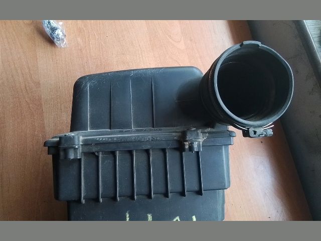 bontott PEUGEOT 206 Légszűrő Ház