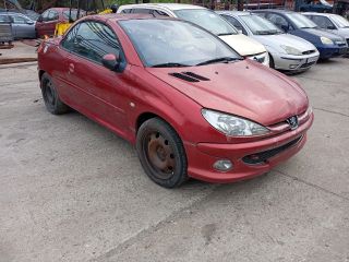 bontott PEUGEOT 206 Biztosítéktábla Motortér