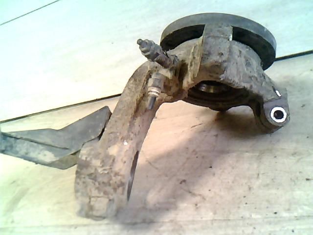 bontott PEUGEOT 206 Jobb első Csonkállvány Kerékaggyal