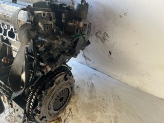 bontott PEUGEOT 206 Motor (Fűzött blokk hengerfejjel)