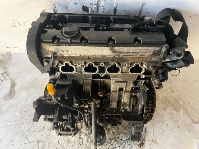 bontott PEUGEOT 206 Motor (Fűzött blokk hengerfejjel)