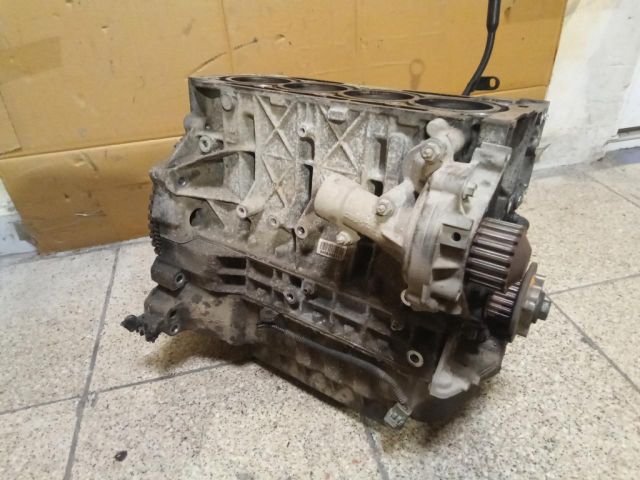 bontott PEUGEOT 206 Motorblokk (Fűzött)