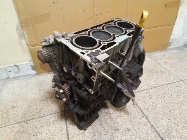 bontott PEUGEOT 206 Motorblokk (Fűzött)