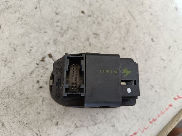 bontott PEUGEOT 206 Ablakemelő és Tükör Kapcsoló