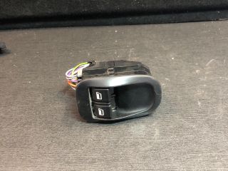 bontott PEUGEOT 206 Ablakemelő Kapcsoló Négyes / Kettes