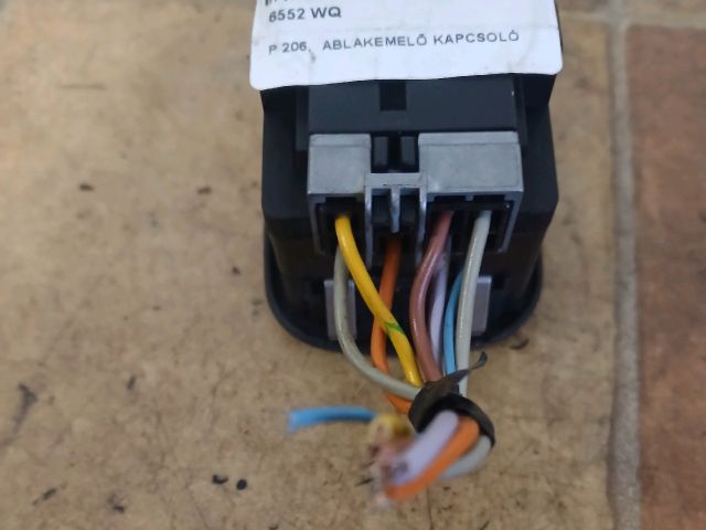 bontott PEUGEOT 206 Ablakemelő Kapcsoló Négyes / Kettes