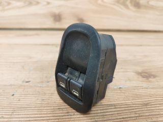 bontott PEUGEOT 206 Ablakemelő Kapcsoló Négyes / Kettes